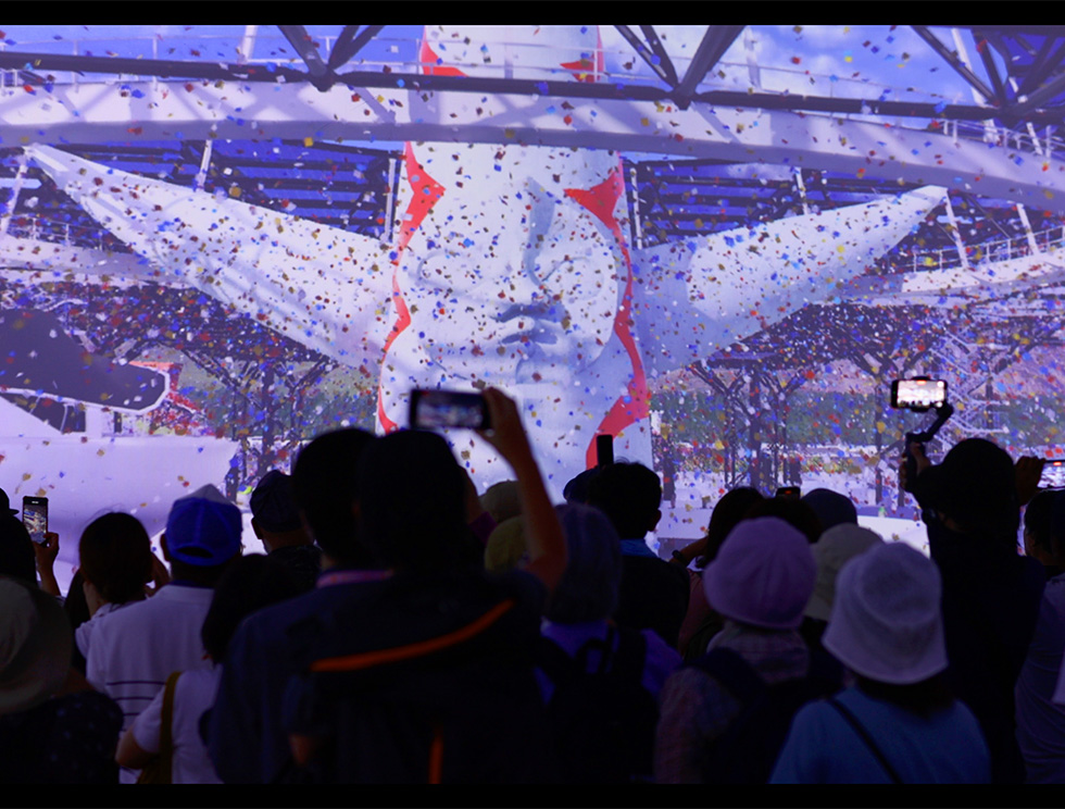 太陽の塔 特集:空間に、イベントに、映像をインストールする
